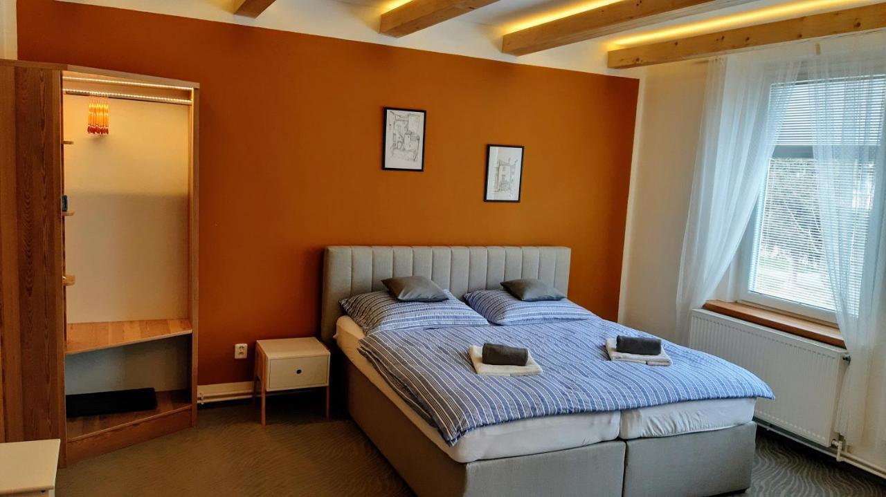 Three Apartment Františkovy Lázně エクステリア 写真
