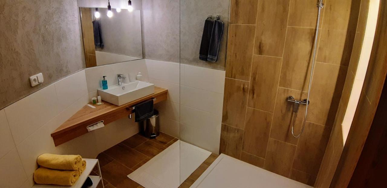 Three Apartment Františkovy Lázně エクステリア 写真